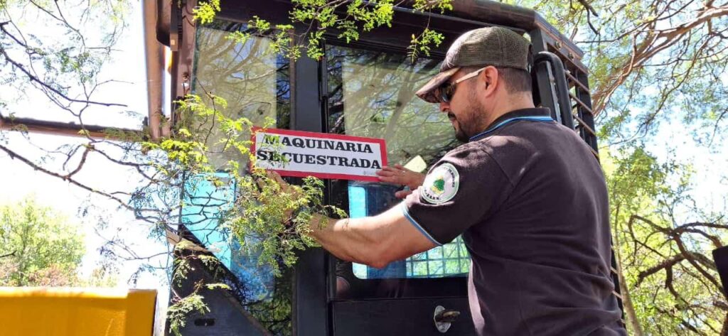 eb5a1dd1-8167-4364-a7ec-ed8c720534e4